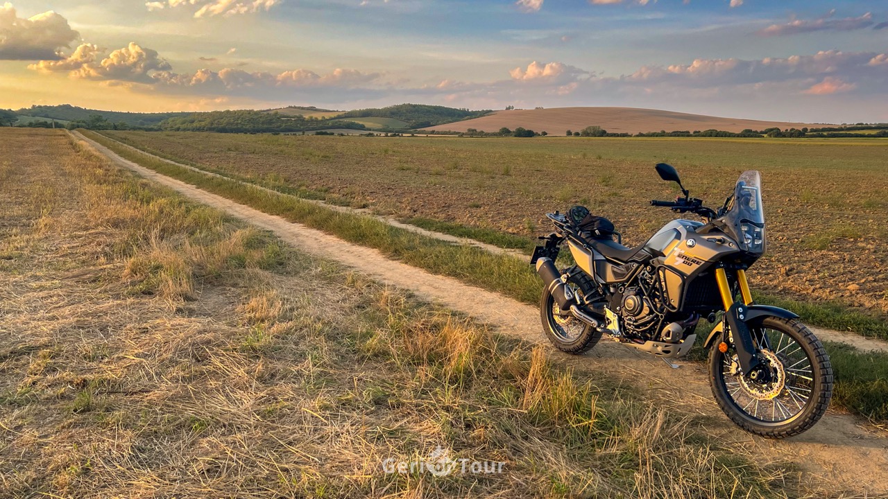 Tenere 700 offroad enduro