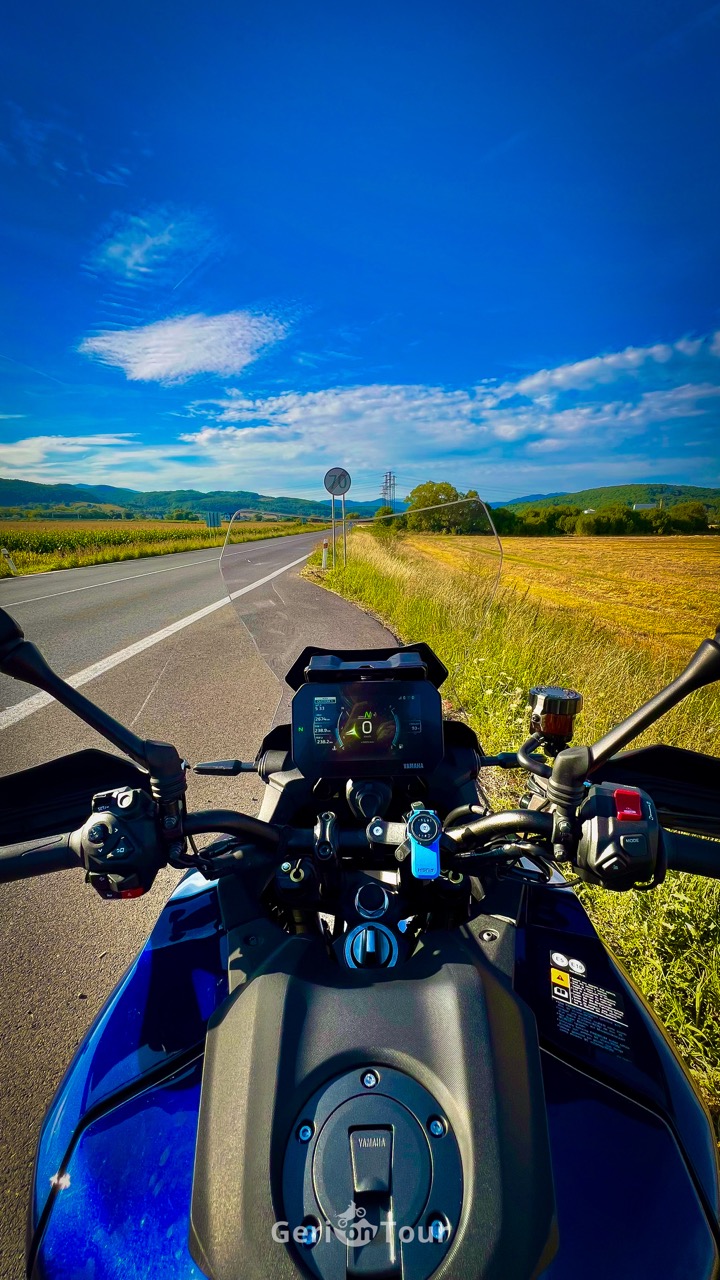 Yamaha Tracer 9 GT+ traveling